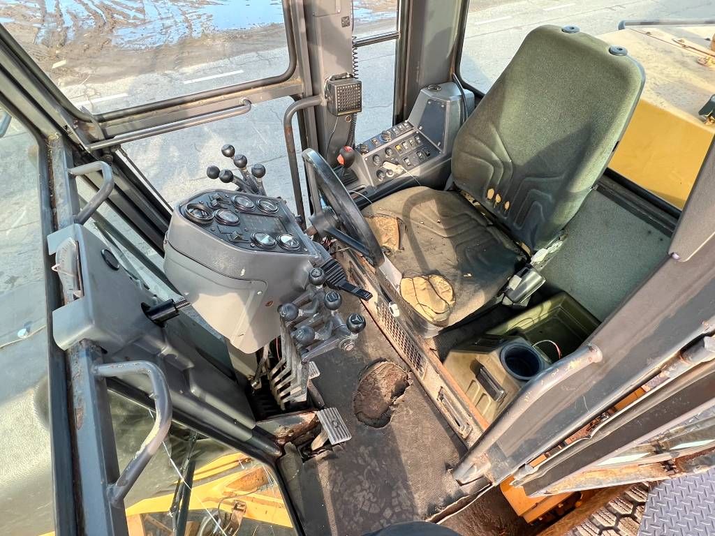 Volvo G740B - EPA Certified / Cummins Engine!