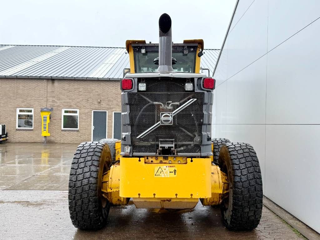 Volvo G946 6x6 AWD - 4.25m Blade Width / Airco