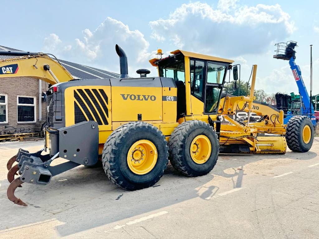 Volvo G970 - 3 Tine Ripper / EPA Certified