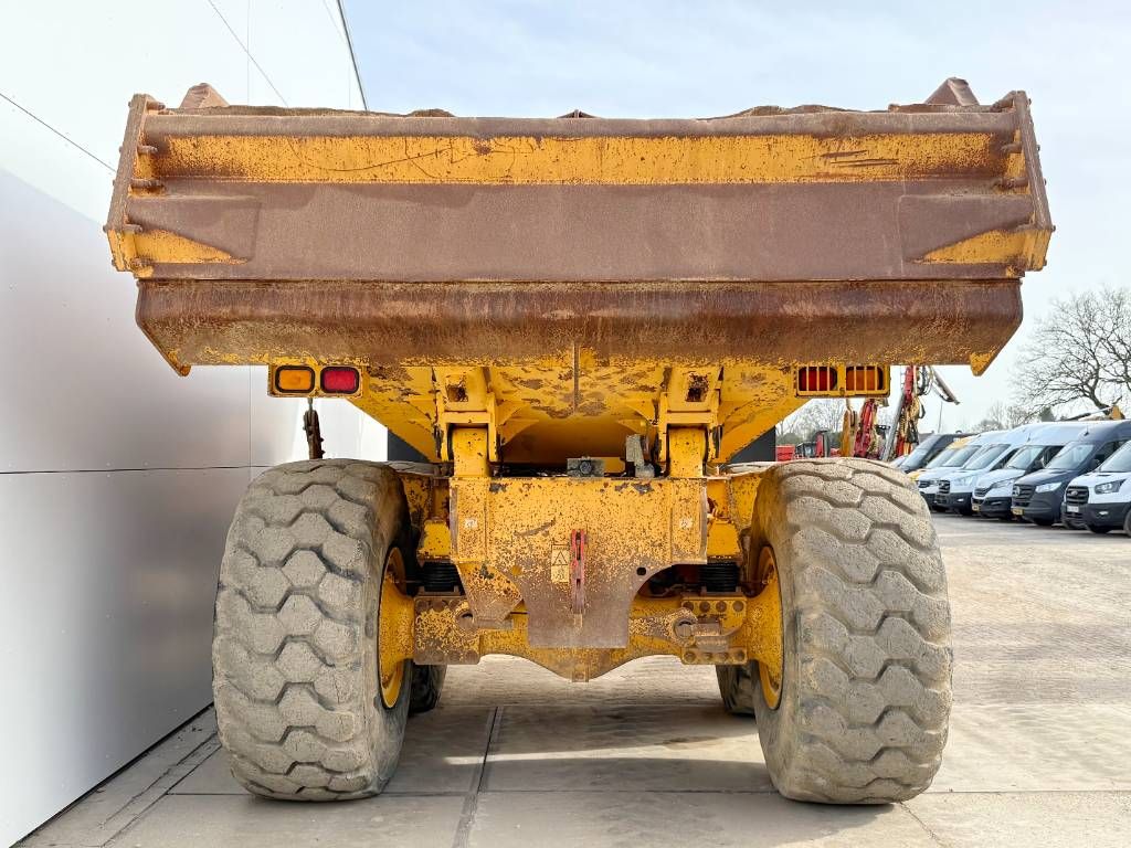 Volvo A35F - Tailgate / Backup Camera