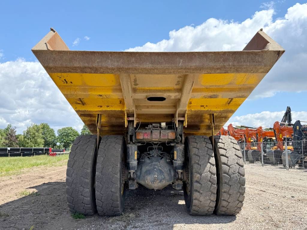 Komatsu HD405-7 - German Machine / Automatic Greasing