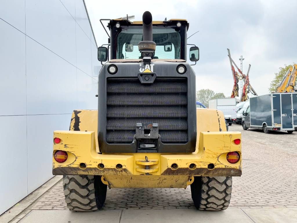 CAT 938K - German German / Backup Camera