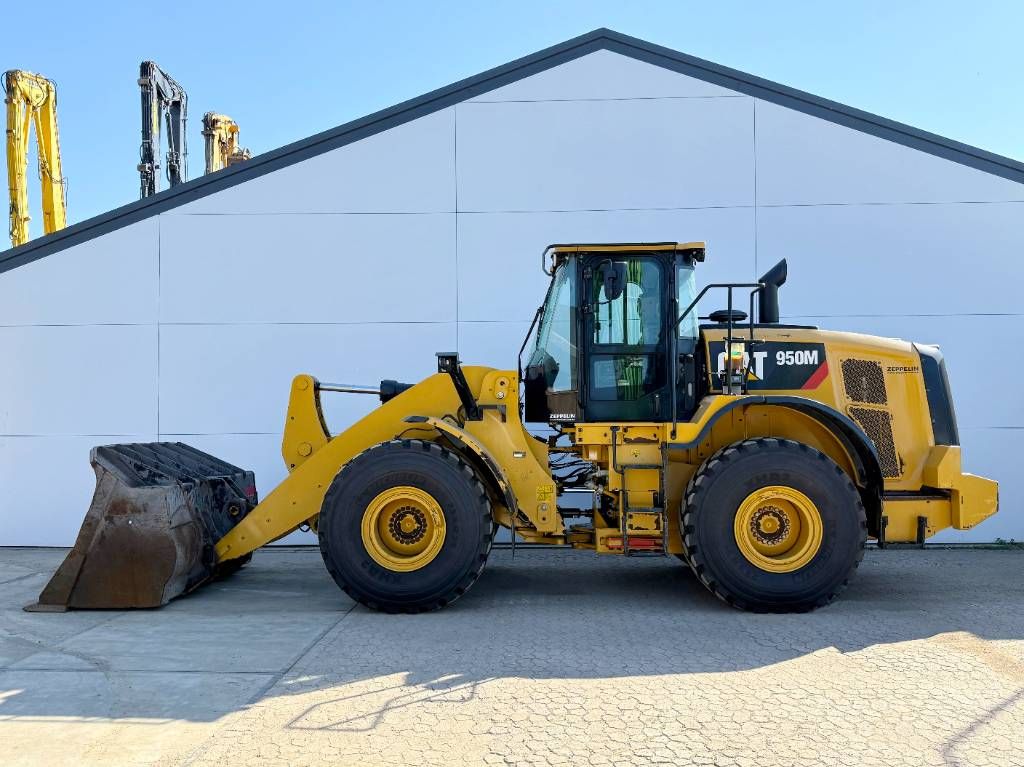 CAT 950M - New Michelin Tyres / German Machine