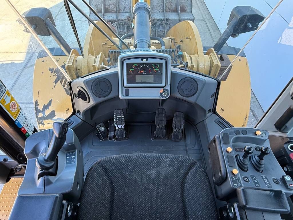 CAT 950M - New Michelin Tyres / German Machine