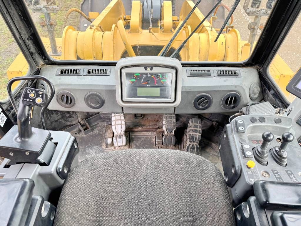 CAT 988K - CE + EPA Certified / Airco