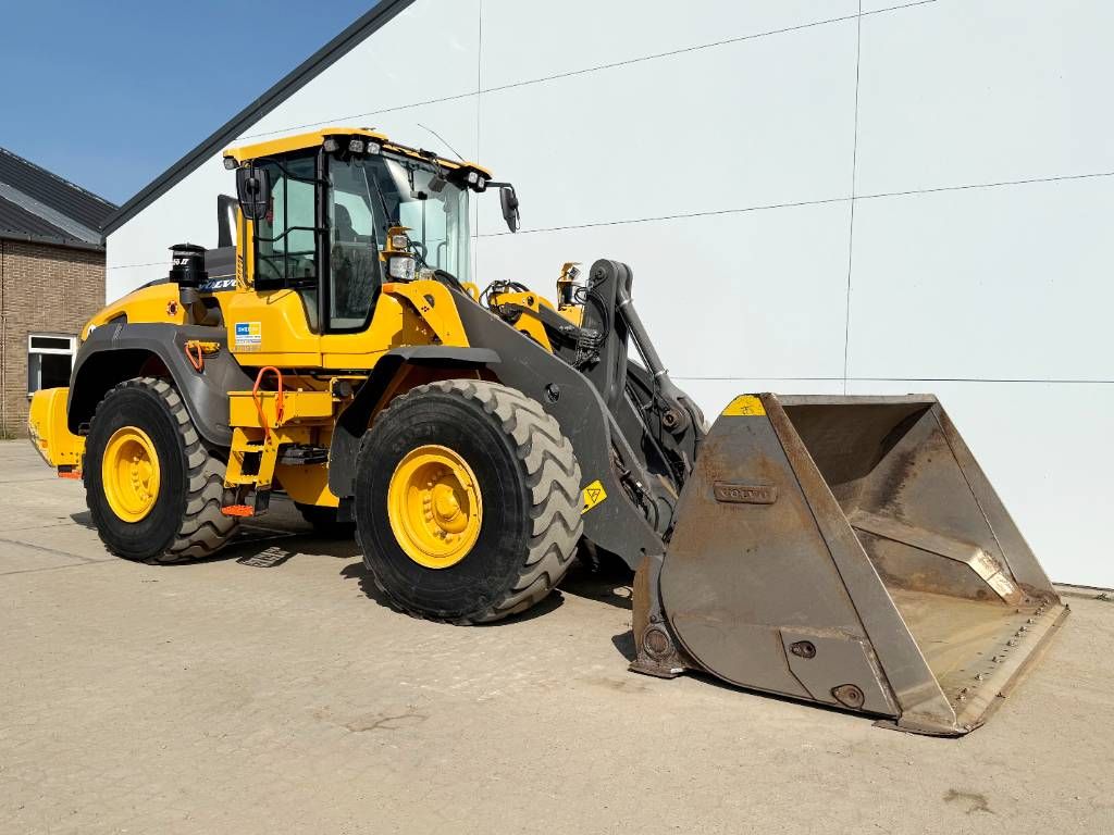 Volvo L110H - German Machine / High-tip Bucket / 3rd Fun