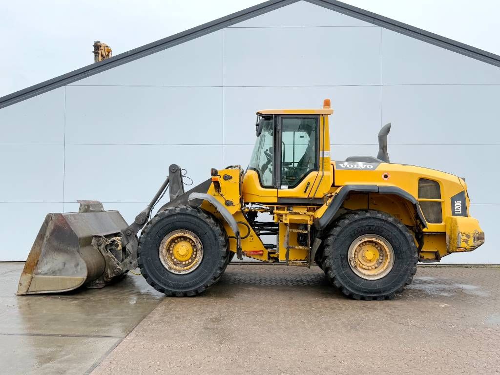 Volvo L120G - 3rd Function / Quick Coupler / Auto Lube