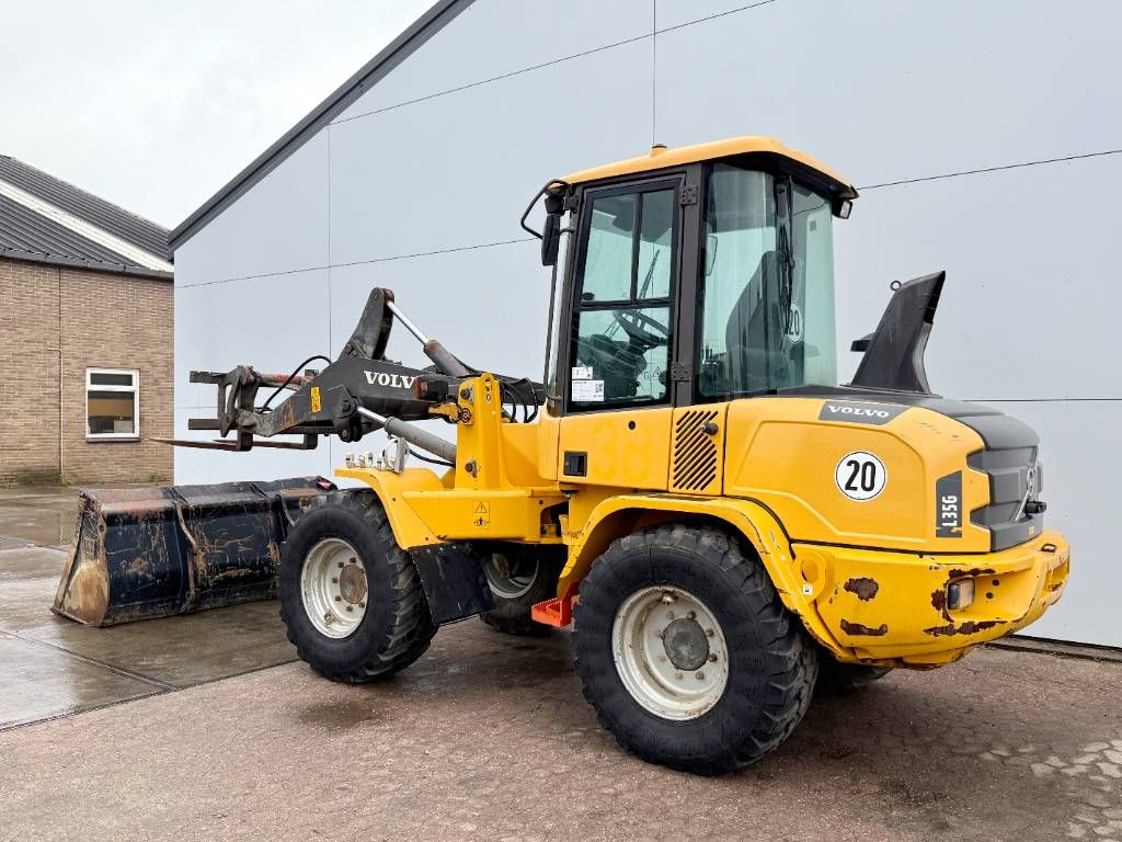 Volvo L35G - German Machine / Only forks included