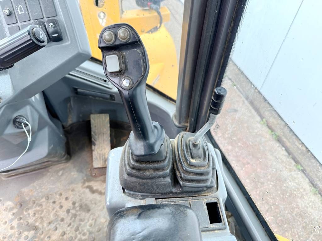Volvo L35G - German Machine / Only forks included