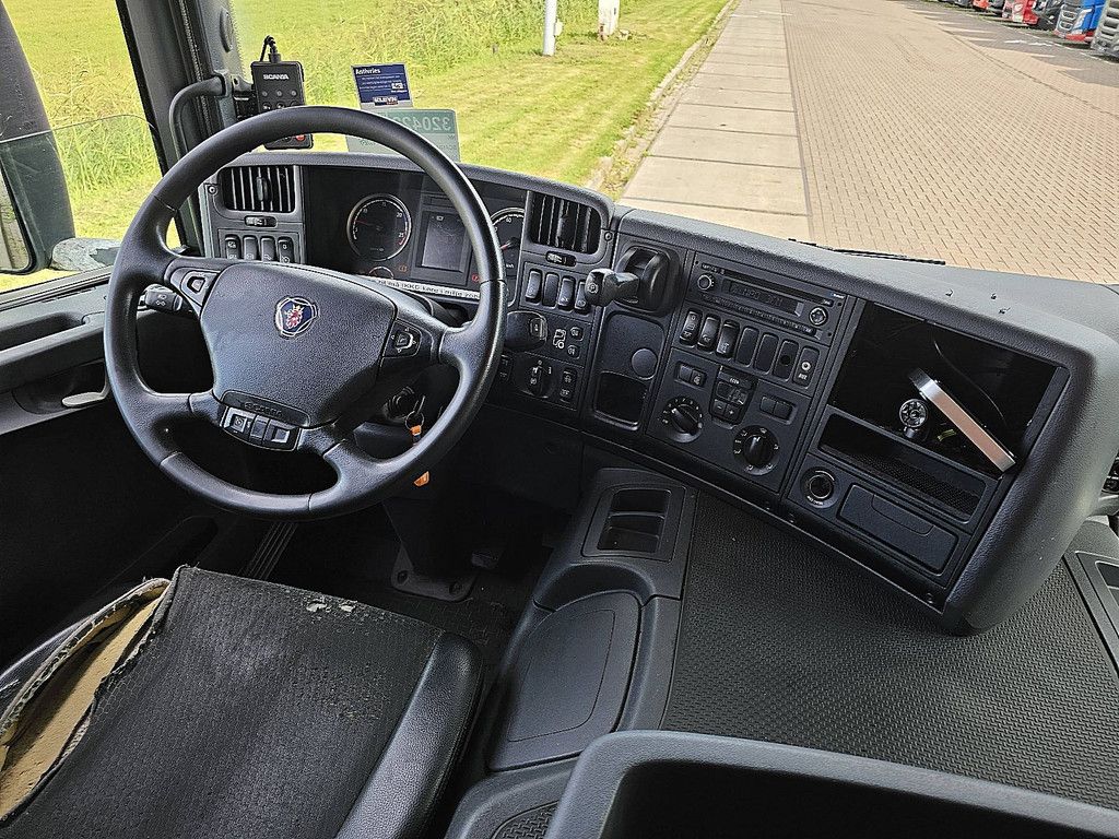 SCANIA P280 6x2*4 eev carrier