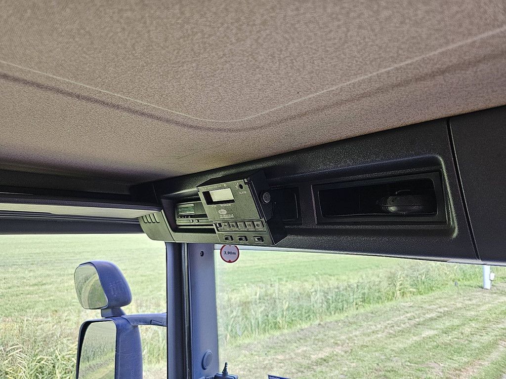 SCANIA P280 6x2*4 eev carrier
