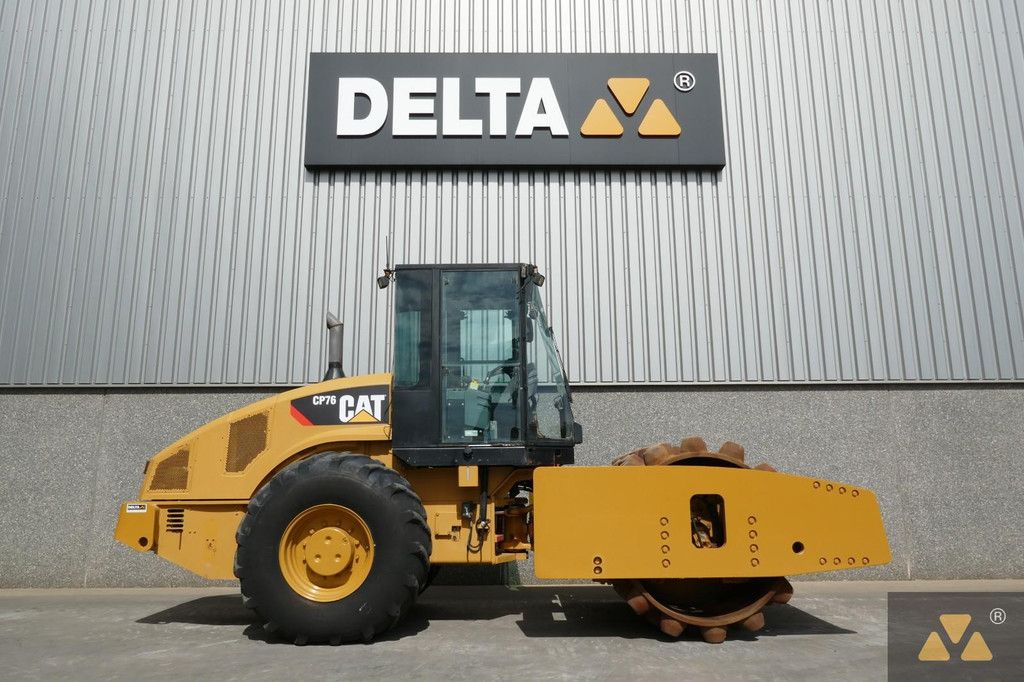 Caterpillar CP76