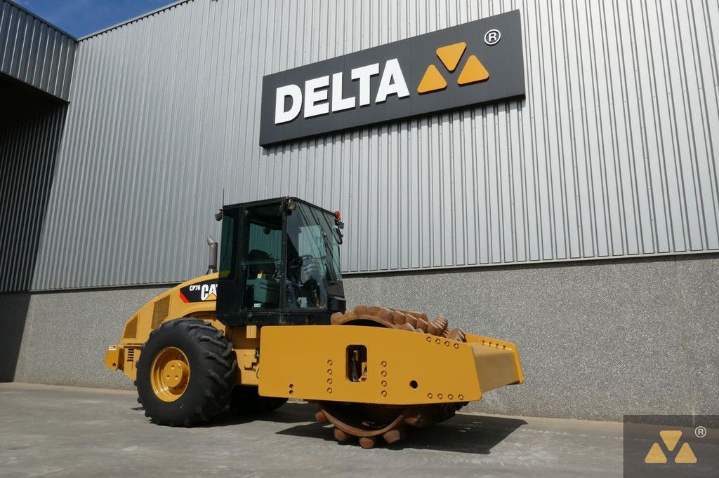 Caterpillar CP76