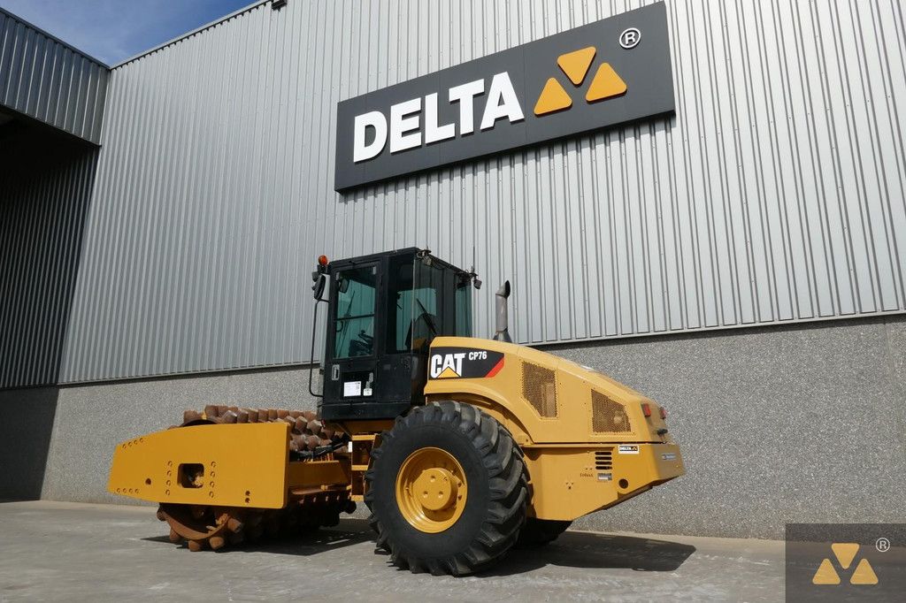 Caterpillar CP76