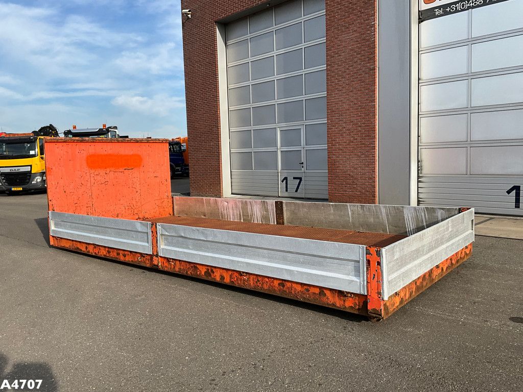 Container flatbed met zijborden