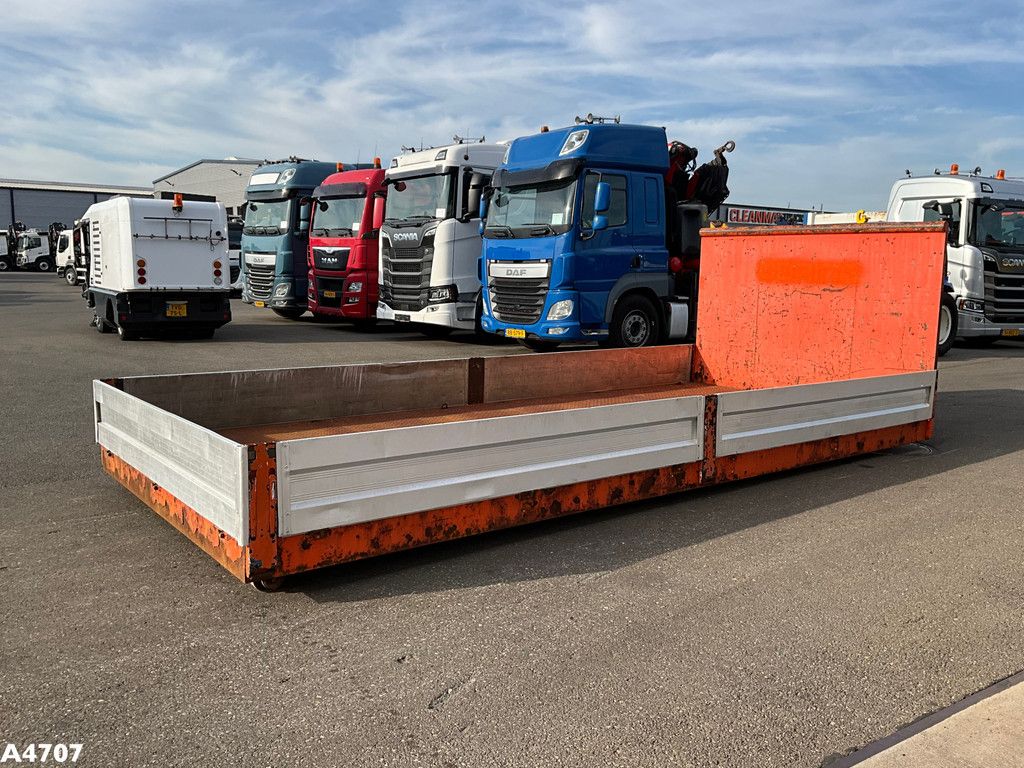 Container flatbed met zijborden