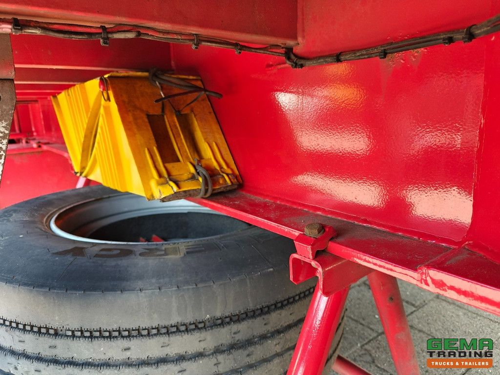 HRD NTS 3-Achser SAF - MEGA - Heavy Duty - Rungen/Stände - Schräges Heck mit Regenrinne - Heavy-Duty-Seitenträger - 2 Stück auf Lager - Preis pro Stück