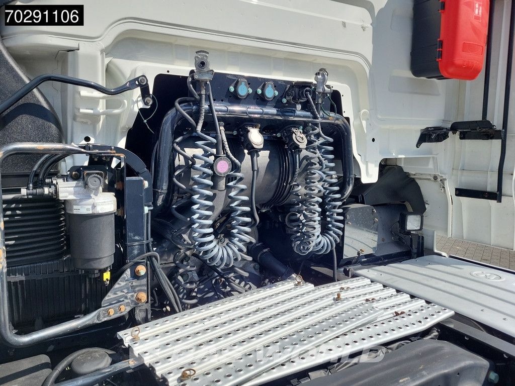MAN TGX 18.470 4X2 XXL Retarder 2xTanks Euro 6