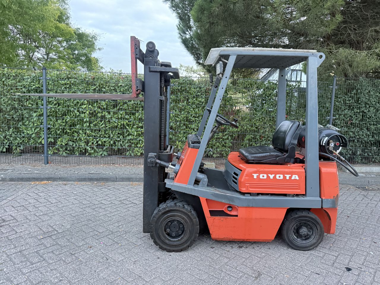 Toyota 1800KG LPG heftruck luchtbanden automaat verlichting