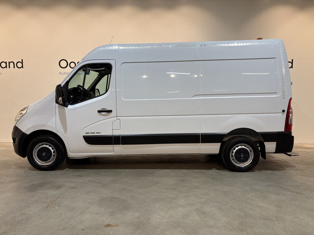 Renault Master 2.3 dCi L2H2 145 PK / Servicebus / Bott Inrichting / Euro 6 / 220V. / Airco / Camera / Trekhaak / Cruise Control / 40.000 KM !!