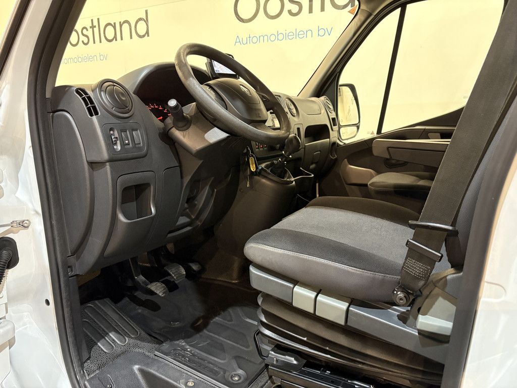 Renault Master 2.3 dCi L2H2 145 PK / Servicebus / Bott Inrichting / Euro 6 / 220V. / Airco / Camera / Trekhaak / Cruise Control / 40.000 KM !!