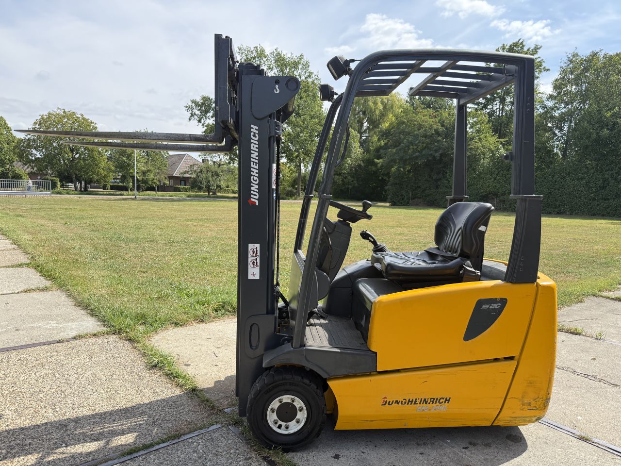 Jungheinrich 1600KG 3-delig Sideshift 4e ventiel 2019 accu