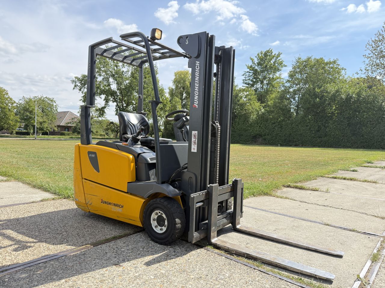 Jungheinrich 1600KG 3-delig Sideshift 4e ventiel 2019 accu