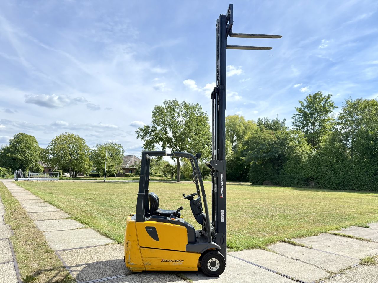 Jungheinrich 1600KG 3-delig Sideshift 4e ventiel 2019 accu
