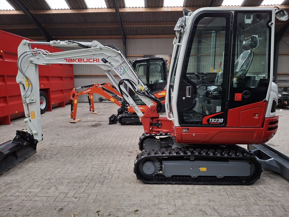 Takeuchi TB230, BJ2024, Nieuw!