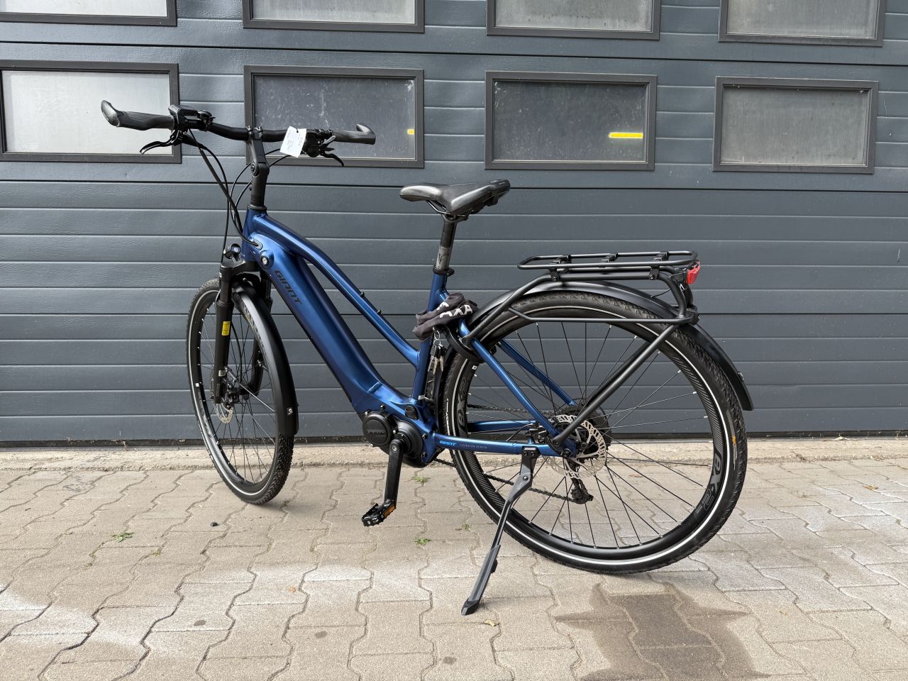Giant Explore E plus , Ebike - 4958km - Incl btw en fact