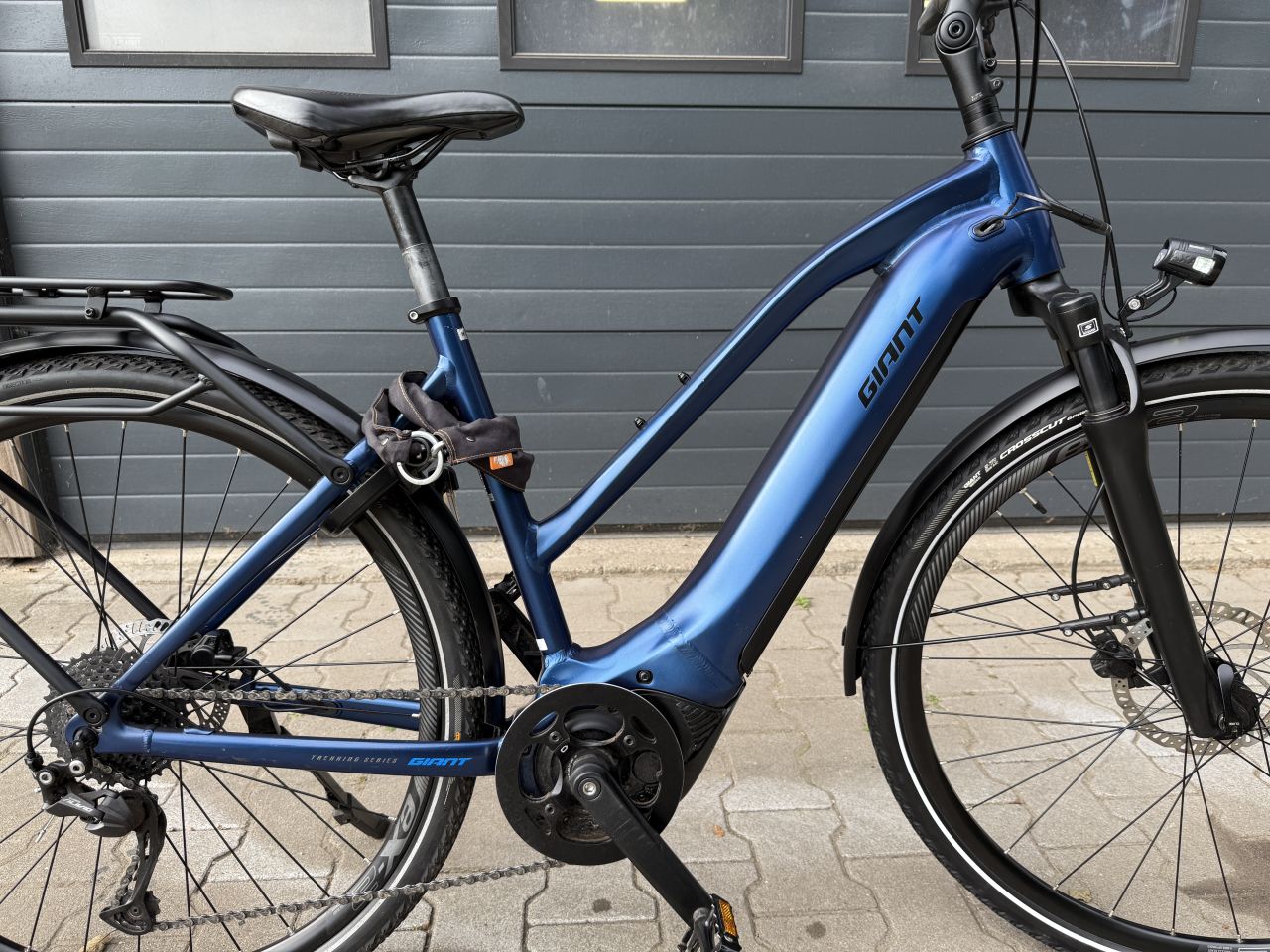 Giant Explore E plus , Ebike - 4958km - Incl btw en fact