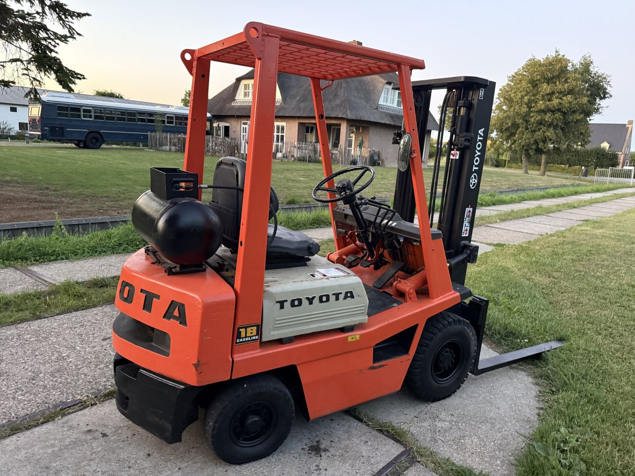 Toyota 1800KG LPG heftruck automaat 3e ventiel luchtbanden