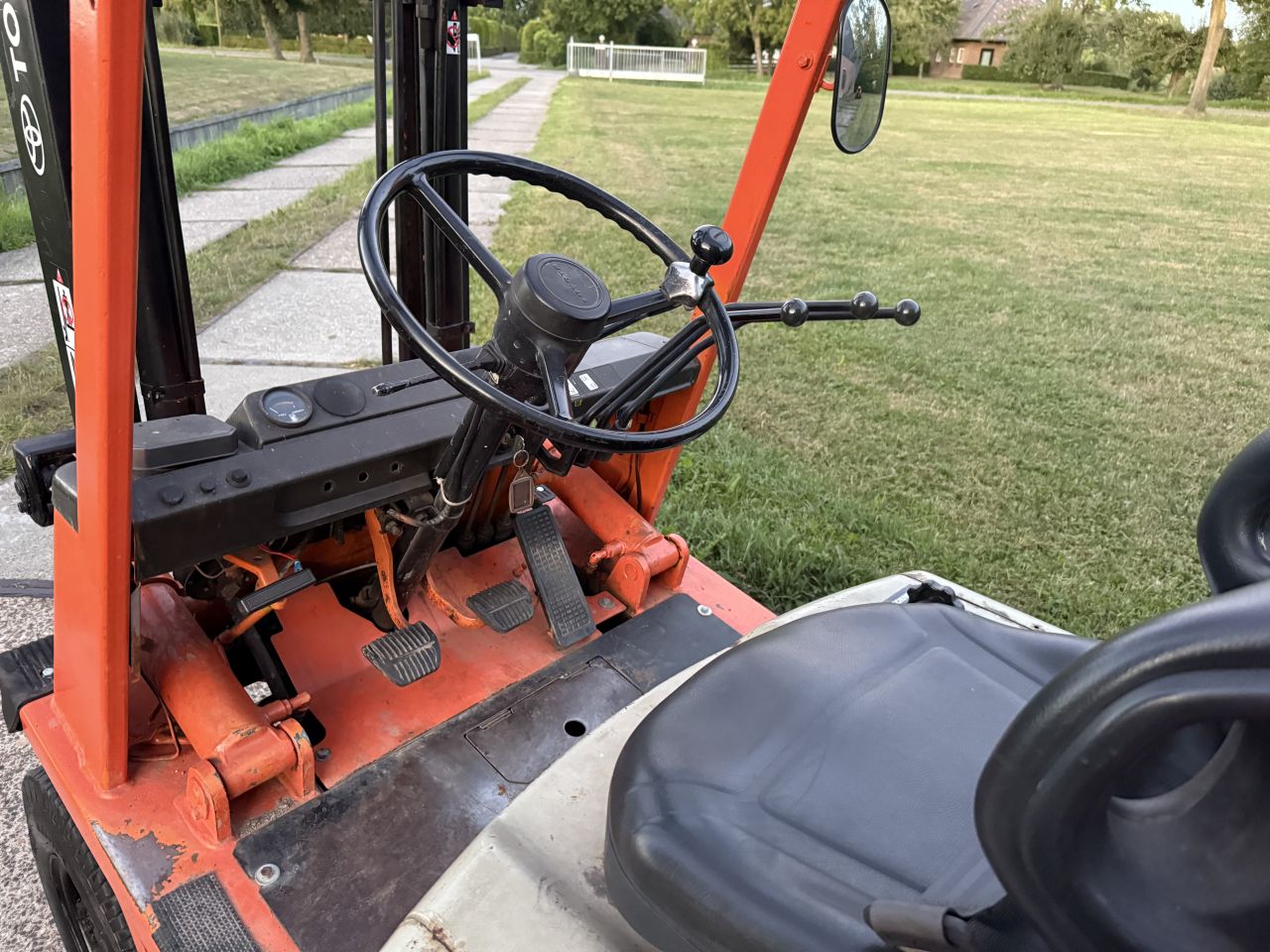 Toyota 1800KG LPG heftruck automaat 3e ventiel luchtbanden