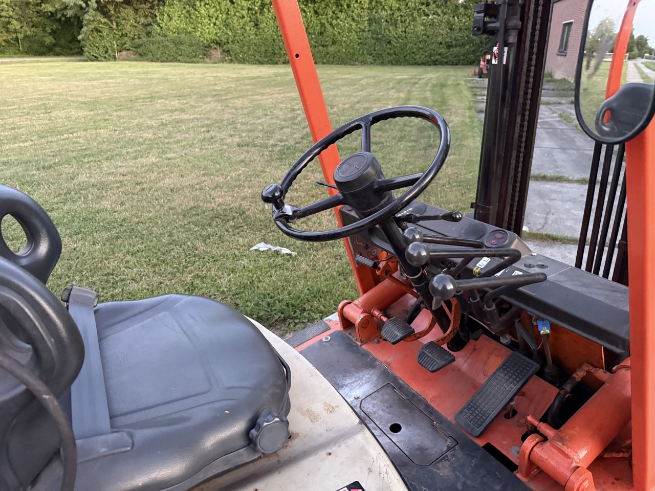 Toyota 1800KG LPG heftruck automaat 3e ventiel luchtbanden