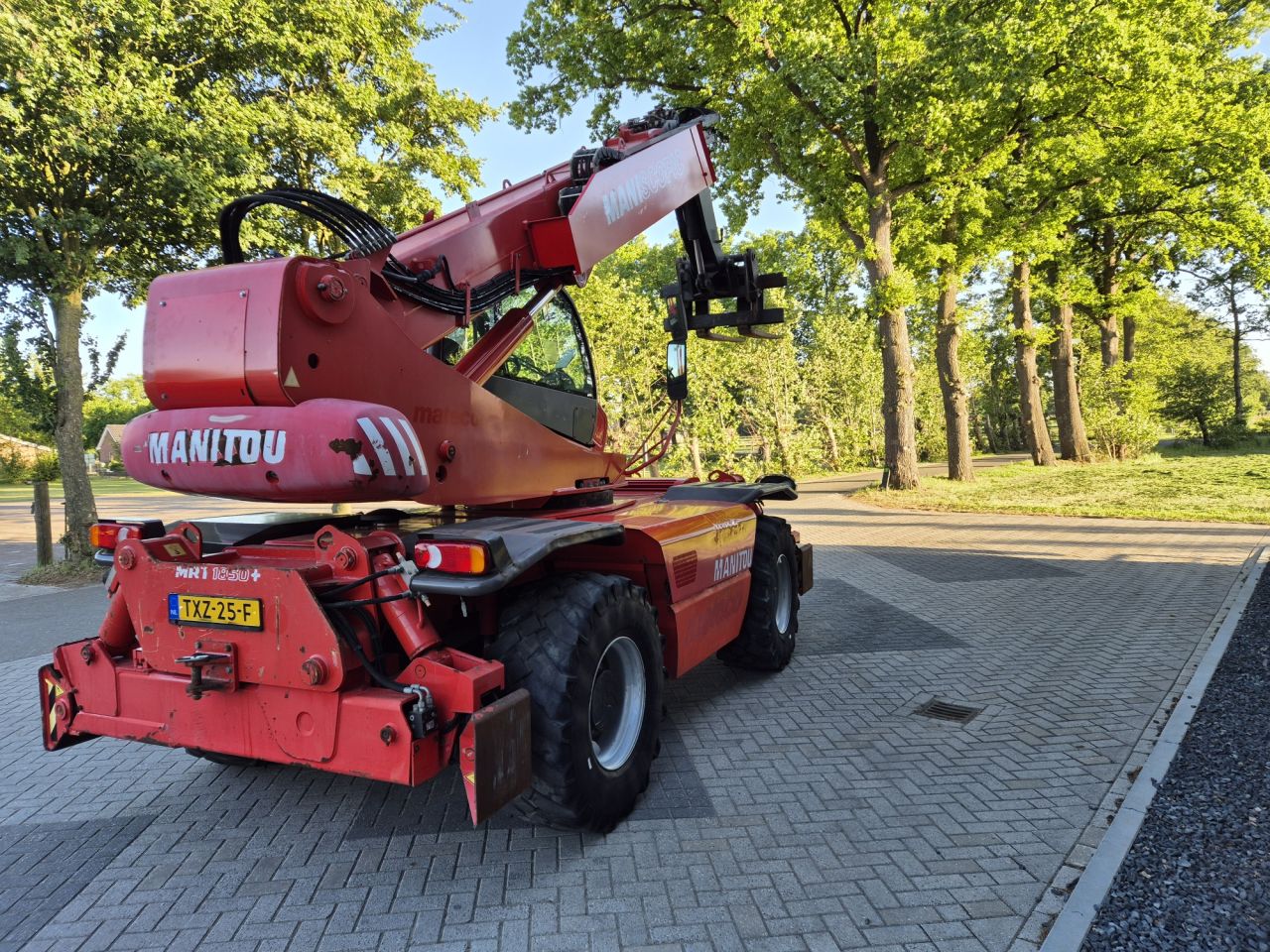 Used MANITOU MRT 1850 roto telescopic with lifting height 18 m