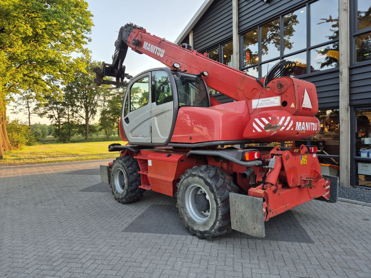 Gebruikte Manitou MRT 2150 roterende verreiker hefhoogte 21 m