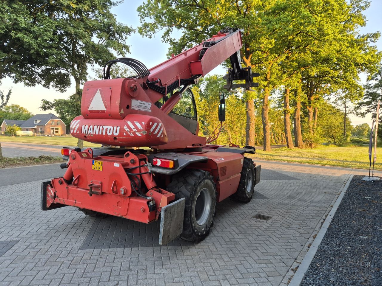 Gebruikte Manitou MRT 2150 roterende verreiker hefhoogte 21 m