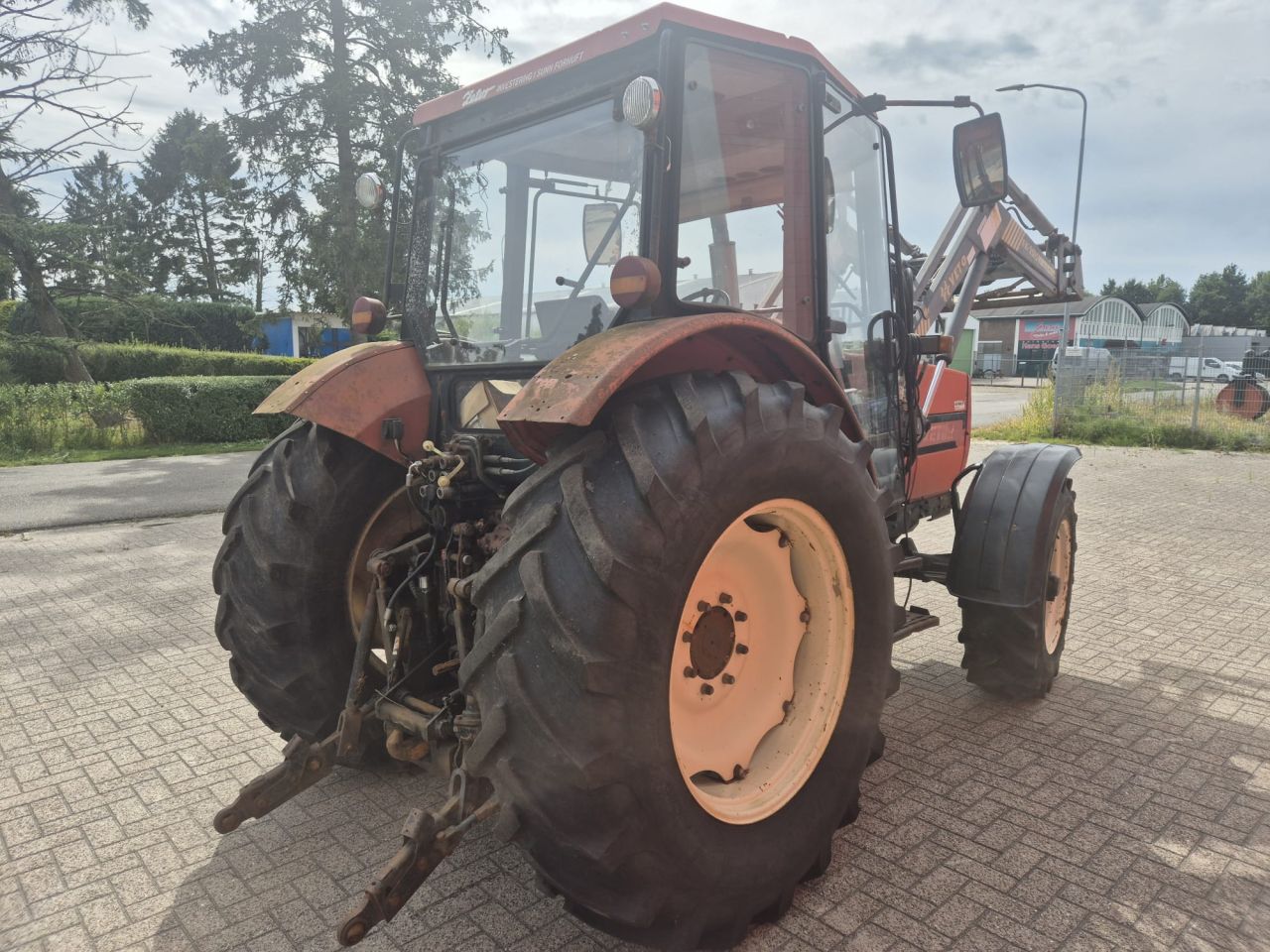 Zetor 9540 met voorlader