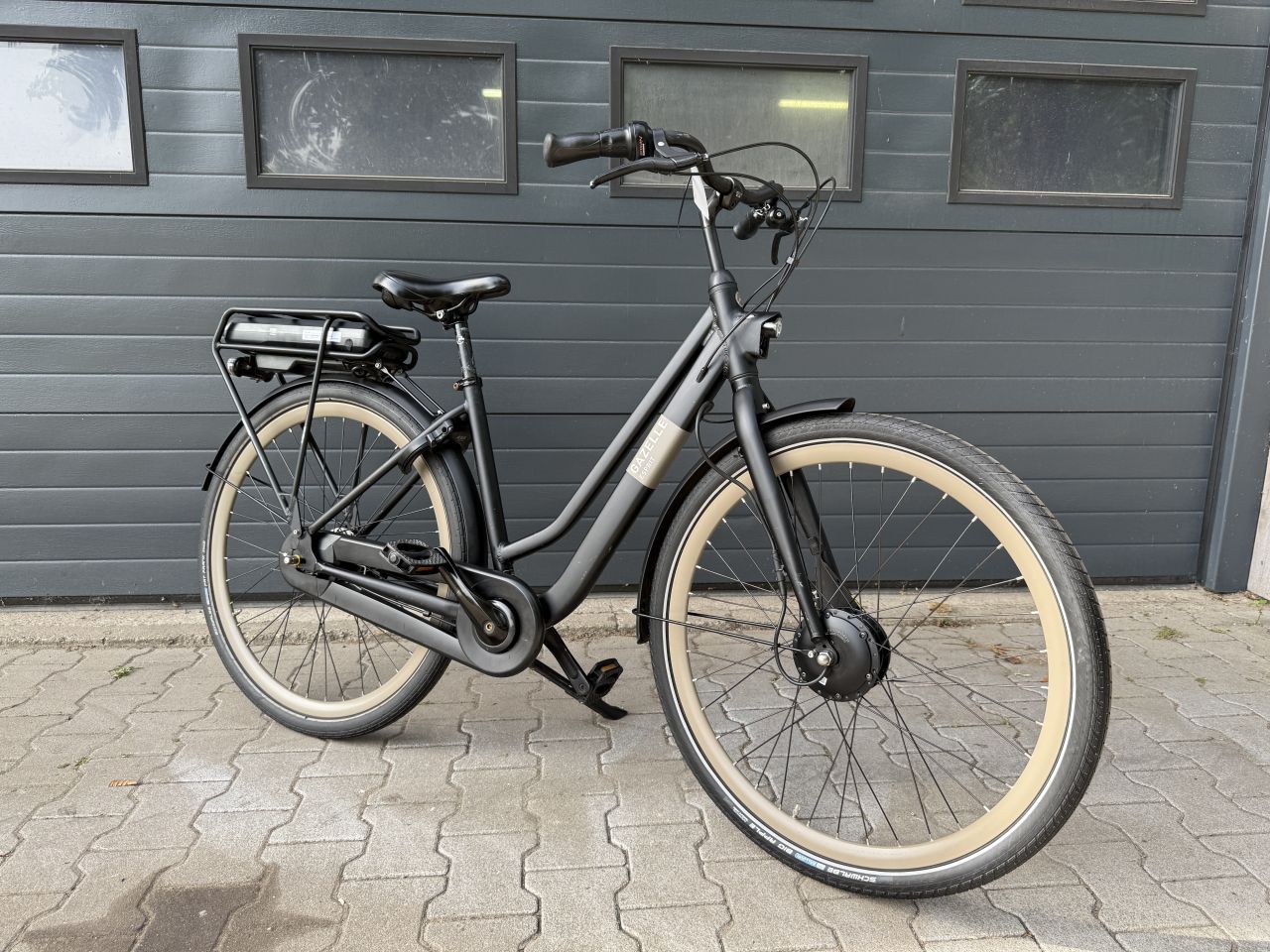 Gazelle Esprit HFB, Ebike , 2000km - Incl btw en fact.