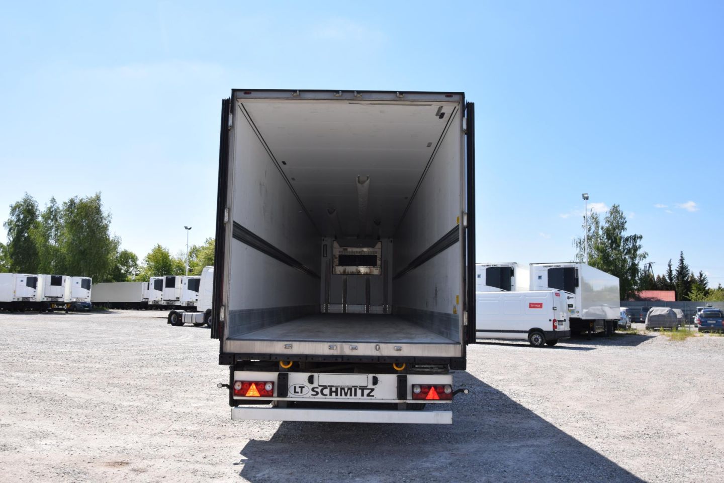 Schmitz Cargobull SKO FP 45 Carrier Vector 1550