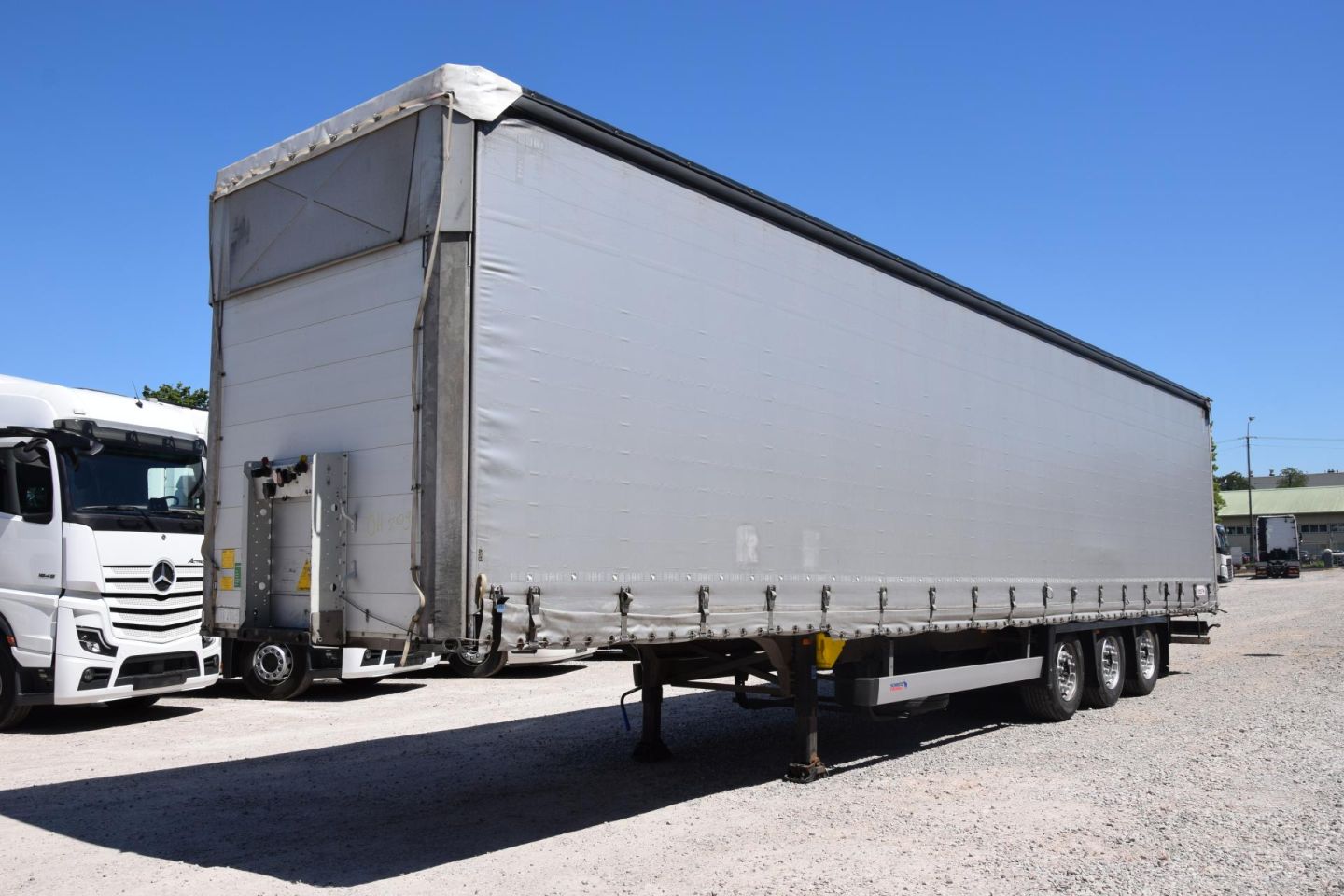 Schmitz Cargobull SCS24/L Varios