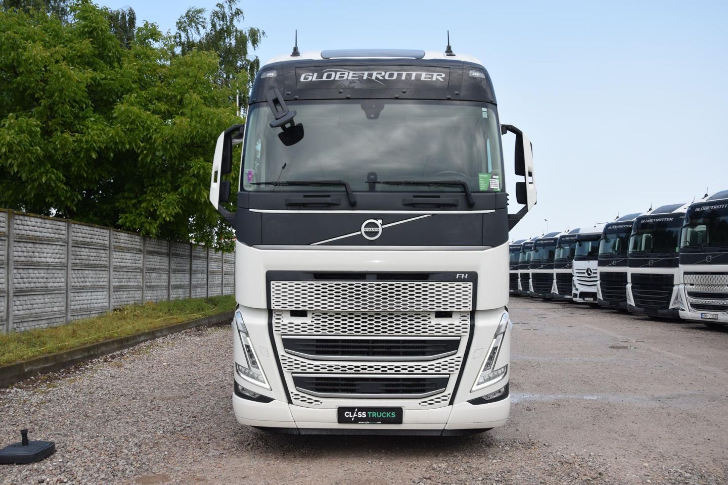 Volvo FH 460 Globetrotter XL i-Save Side Skirts