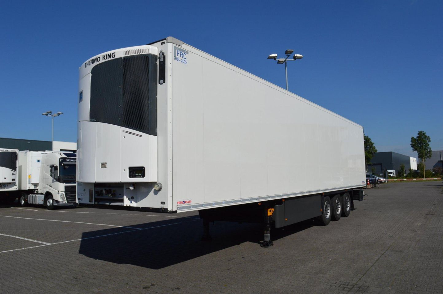 Schmitz Cargobull SKO FP 45 ThermoKing SLXi 300