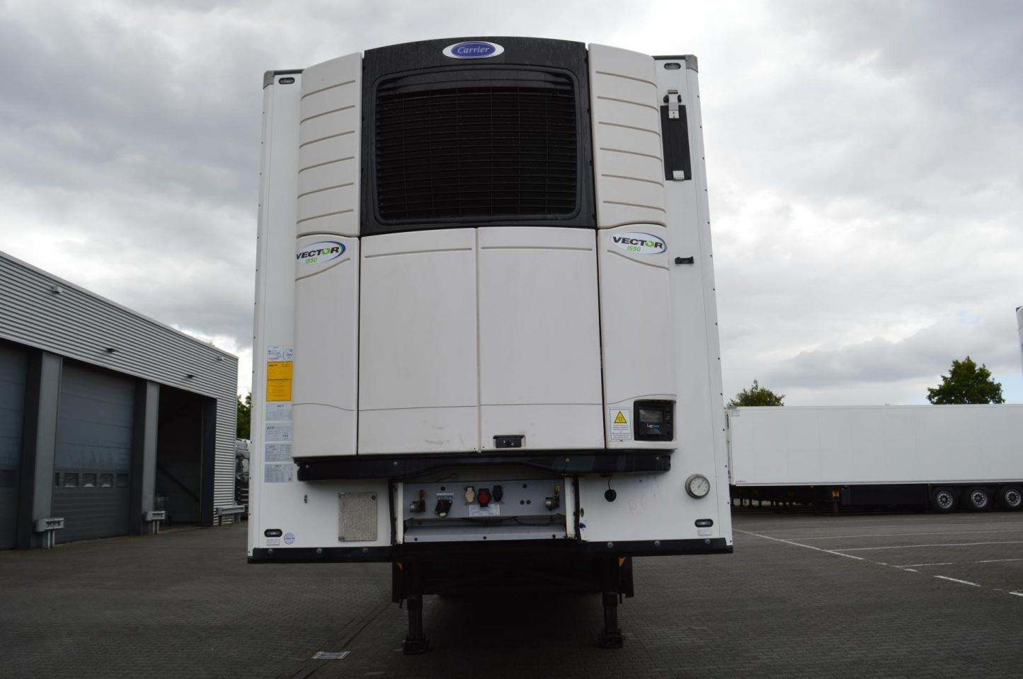 Schmitz Cargobull SKO FP 45 Carrier Vector 1550
