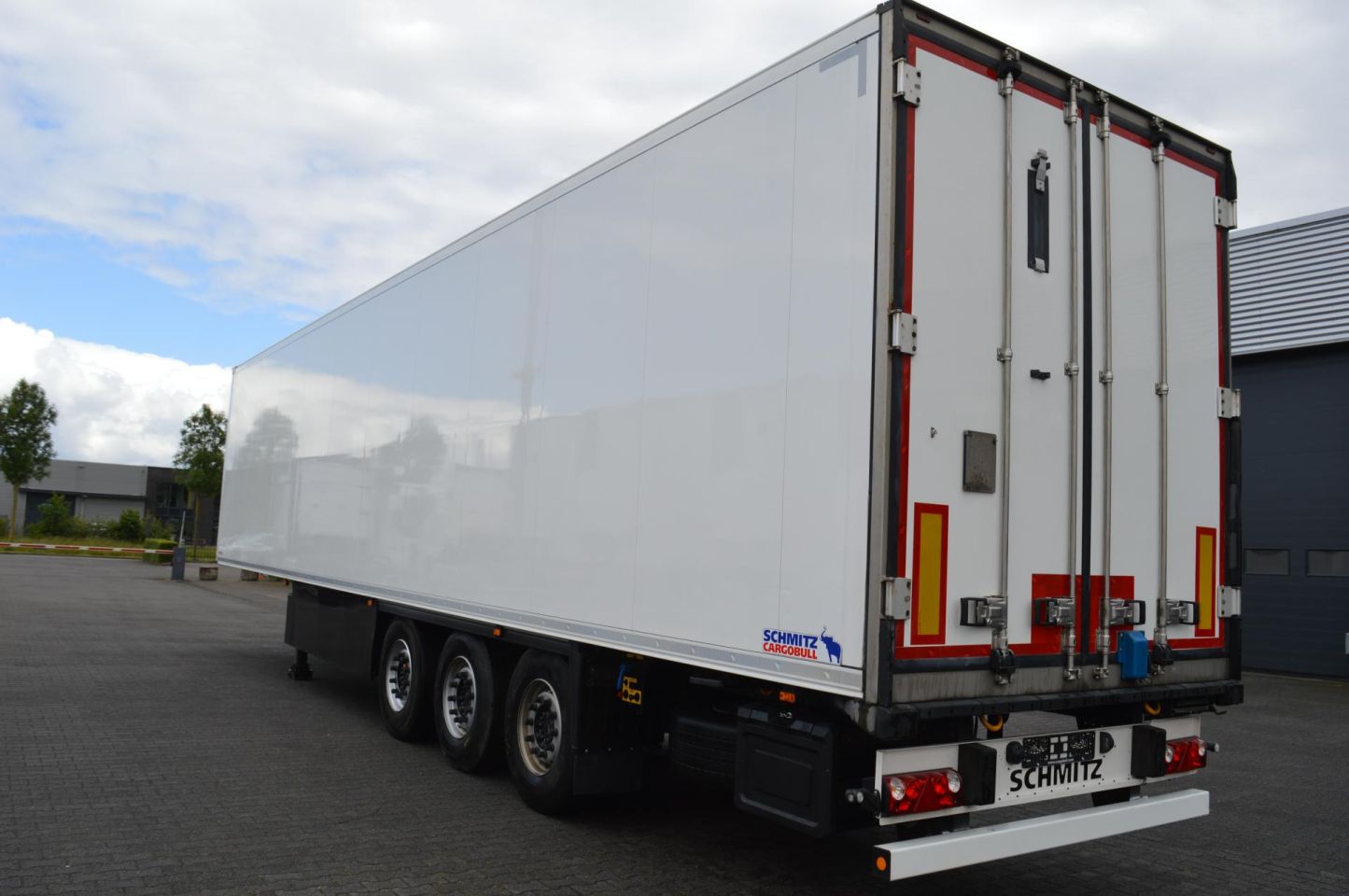 Schmitz Cargobull SKO FP 45 Carrier Vector 1550