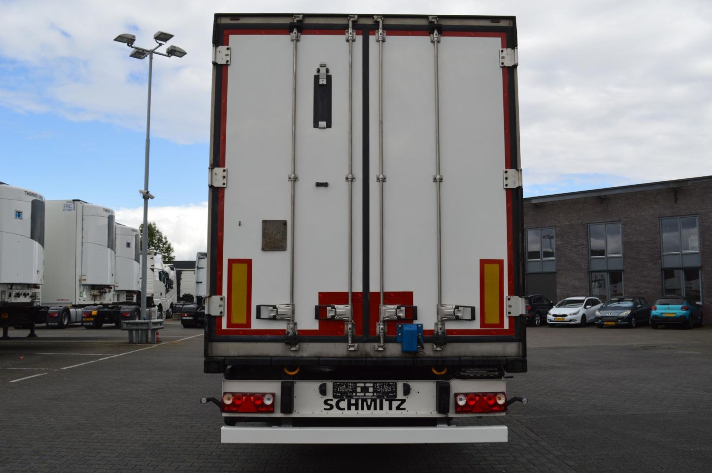 Schmitz Cargobull SKO FP 45 Carrier Vector 1550