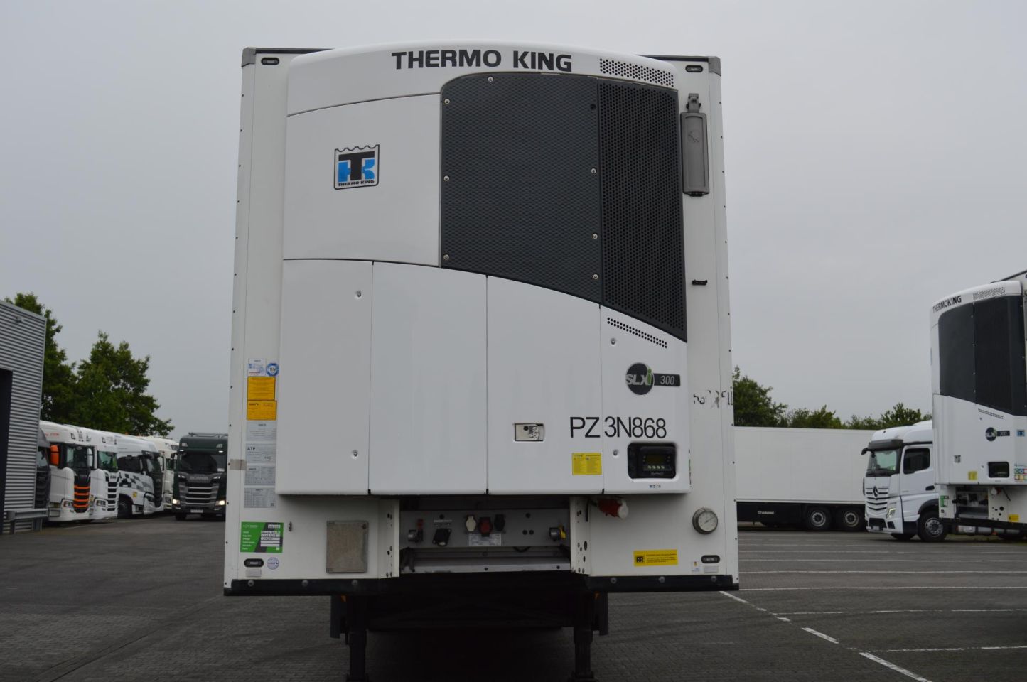 Schmitz Cargobull SKO FP 45 ThermoKing SLXi 300
