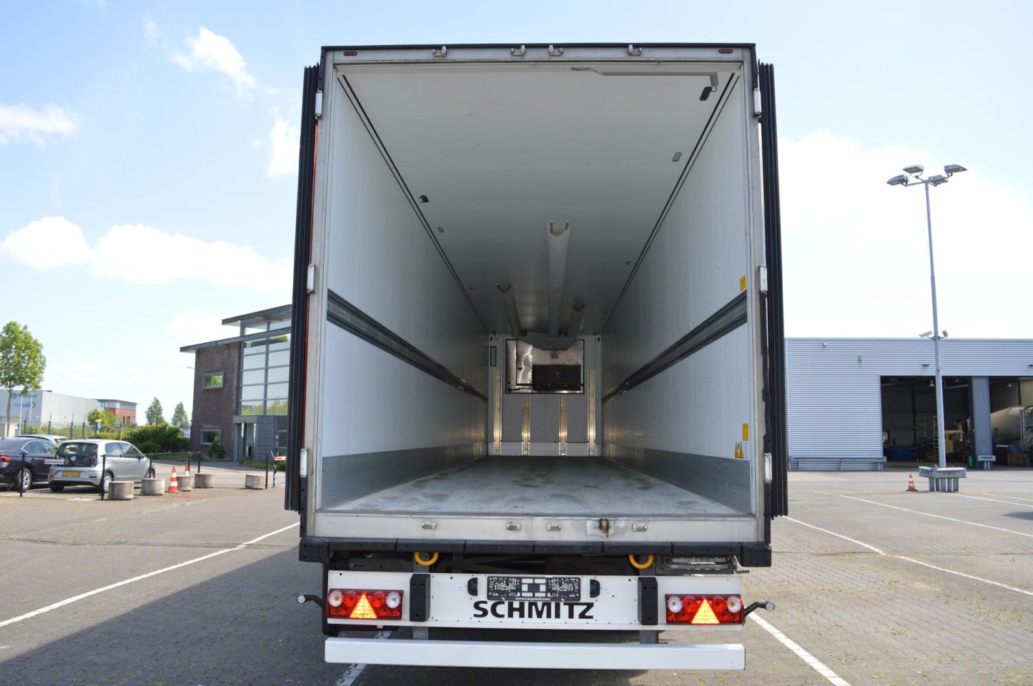 Schmitz Cargobull SKO FP 60 ThermoKing SLXi 300