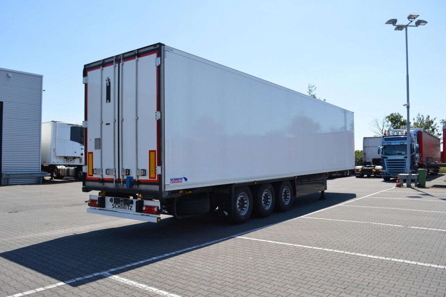 Schmitz Cargobull SKO FP 45 ThermoKing SLXi 300
