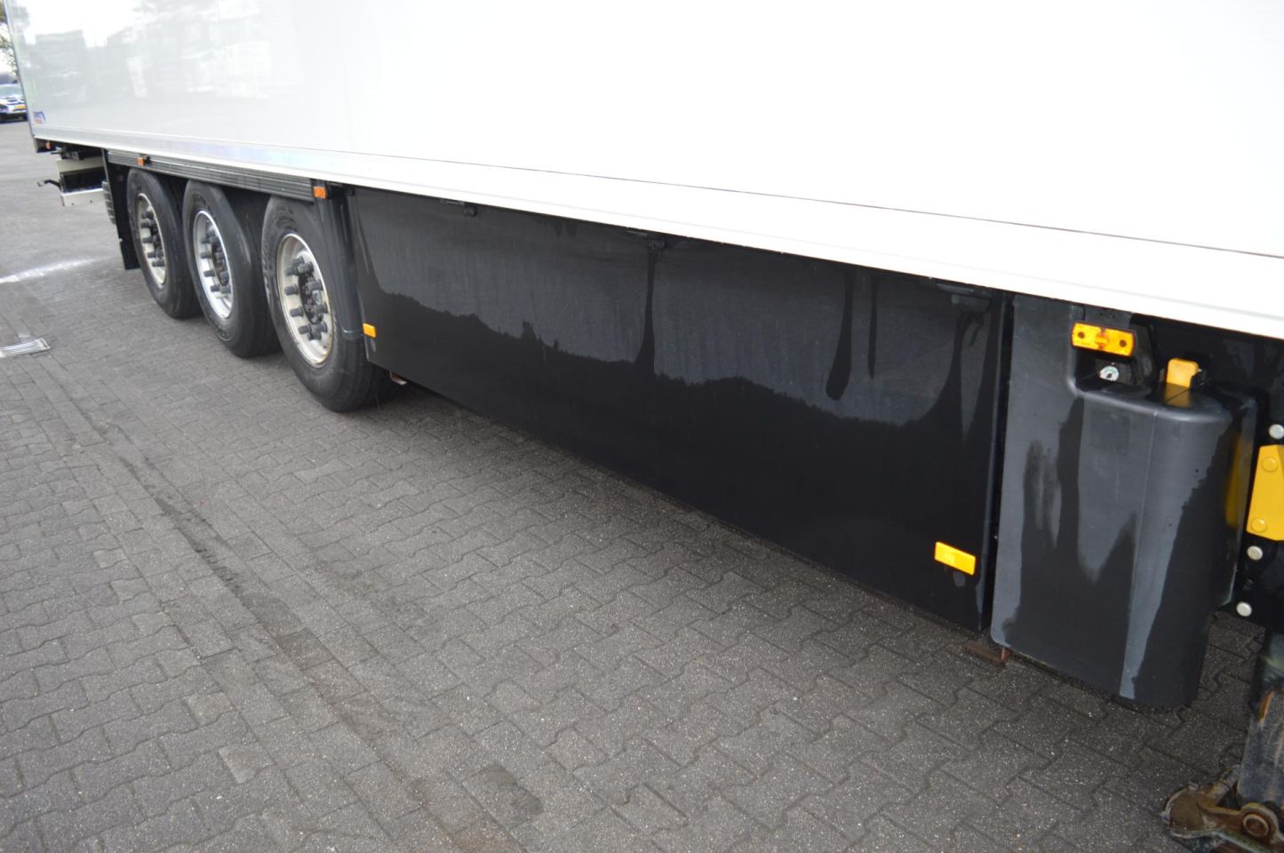 Schmitz Cargobull SKO FP 60 ThermoKing SLXi 300